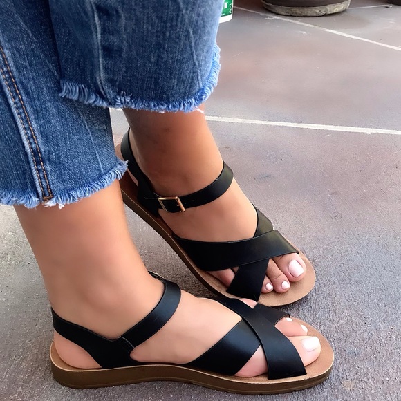 New open toe cross sandals super comfy - Picture 11 of 12